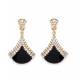 Oorclips | Goudkleurige oorclips met zwarte inleg | Elegante oorclips met strass
