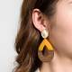 Oorclips | Oorclips met hout en gele hars