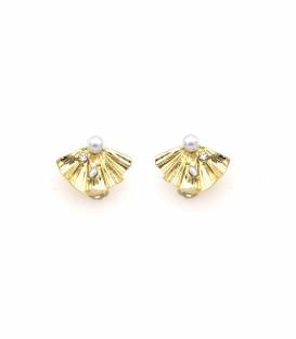 Oorclips | parel waaier oorclips goud | chic accessoires