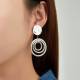 Oorclips | Zilverkleurige cirkels | Statement design retro look