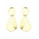 Oorclips goudkleurig elegant met gehamerd motief