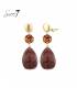 Oorclips bruin met warme herfsttinten en luxe glans