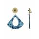 Oorclips met blauw gemarmerde hanger en goudkleurige bovenkant