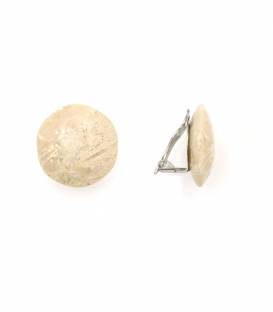 Oorclips | Beige schelptextuur | Natuurlijke uitstraling